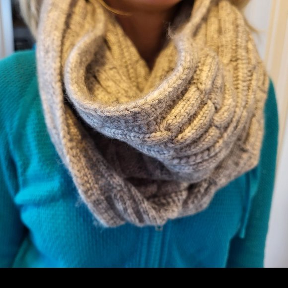 Calvin Klein Infinity Scarf - Picture 2 of 5